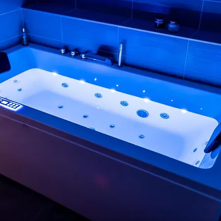 Accommodatie bij particulieren Et Cosy Chez A&m -elegant Home, Calme, Campagne, Parking Gratuit